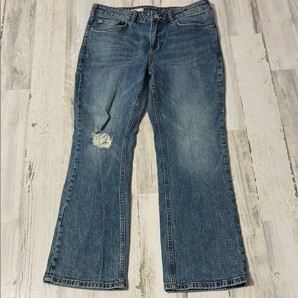 Pilcro Lightly Distressed Flare Jeans Size 29